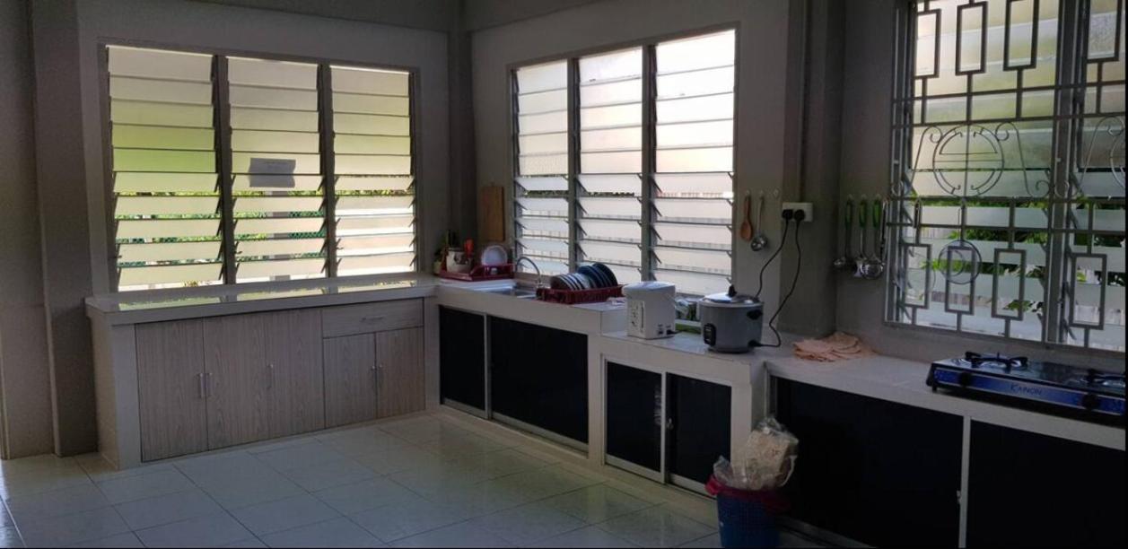 J & I Homestay سيبو المظهر الخارجي الصورة