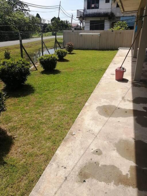 J & I Homestay سيبو المظهر الخارجي الصورة